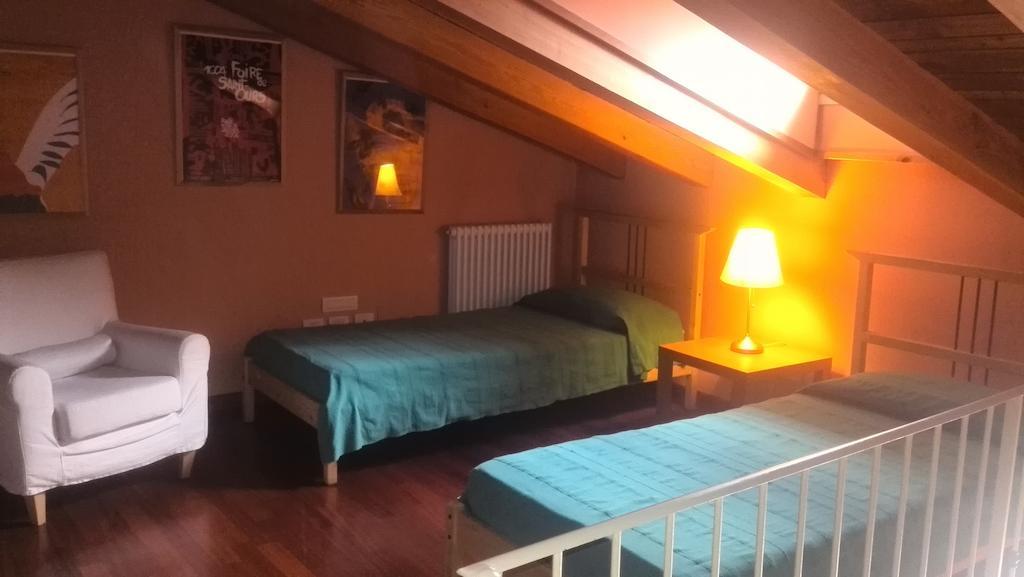 Casa De Giorgis Aparthotel Aosta Kültér fotó